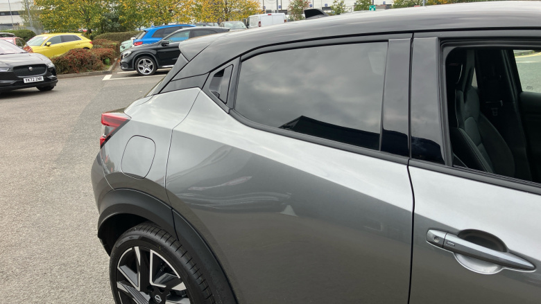 Nissan Juke 1.0 DiG-T Tekna+ 5dr Petrol Hatchback